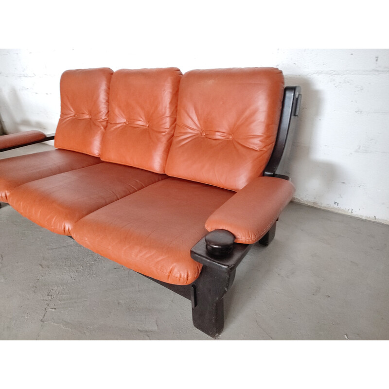 Vintage Brazilian sofa in black wood and orange-red leather