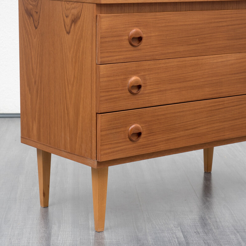 Chest of drawers in teak with round handles - 1960s