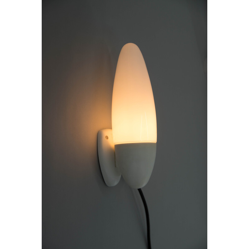 Vintage space age bakélite wall lamp, Czechoslovakia 1960