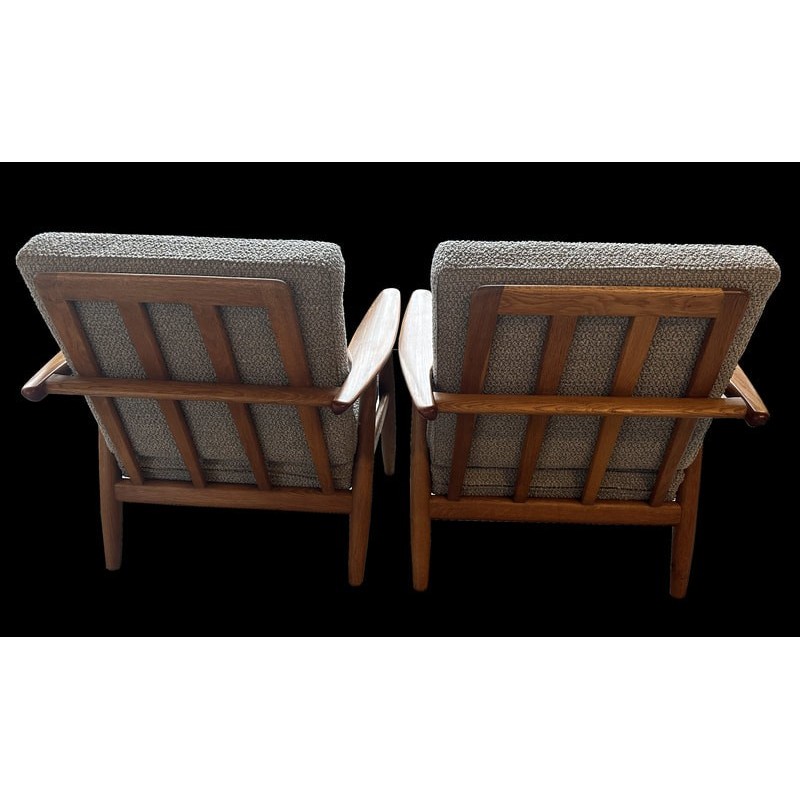 Pair of vintage "Ge240 Cigar" armchairs in oak wood and grey boucle fabric by Hans J Wegner for Getama