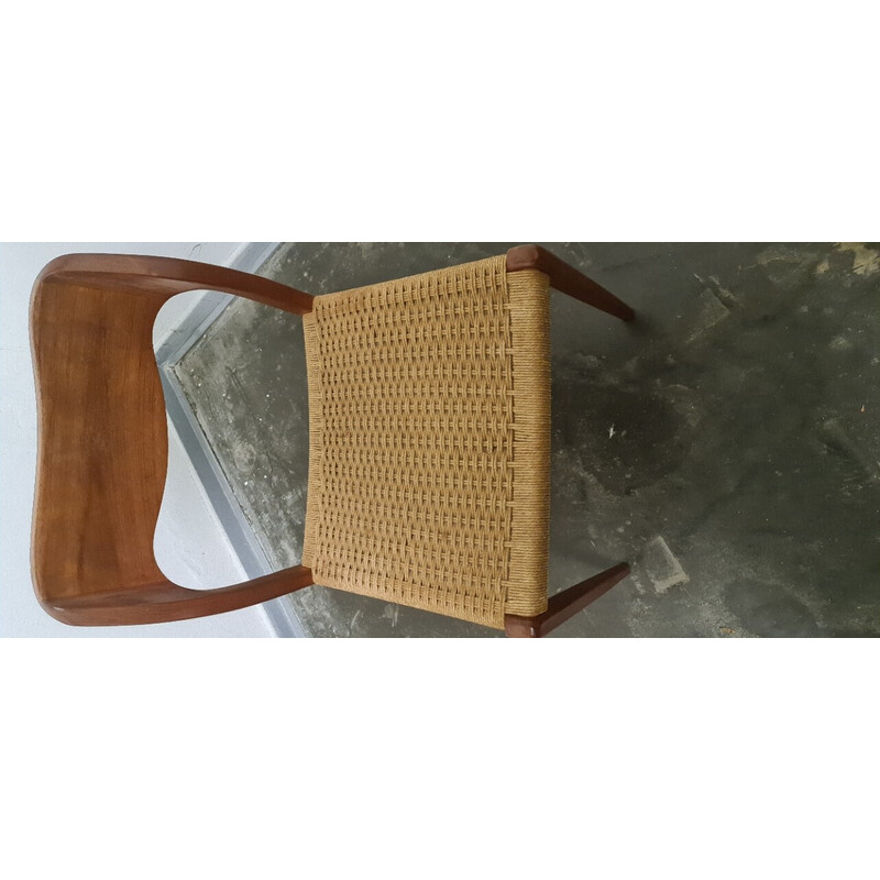Vintage dining chair model 71 by Miels moller, Denmark