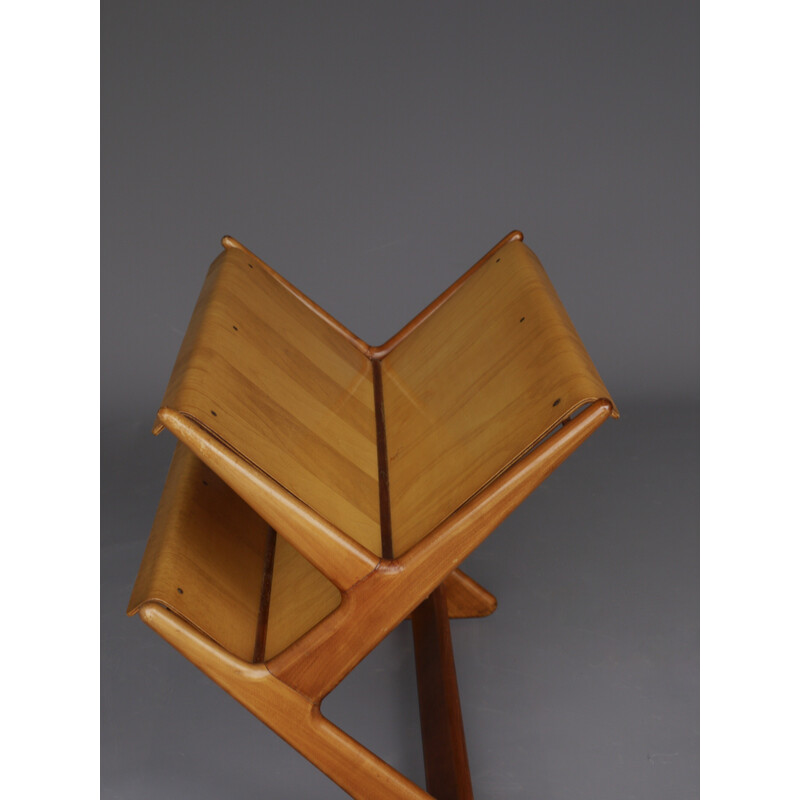 Italian mid-century sculptural magazine rack, 1950s