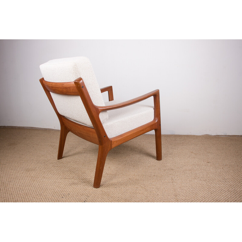 Vintage Deense fauteuil in teakhout en nieuwe bouclette stof, model Senator van Ole Wanscher voor France et Son, 1960