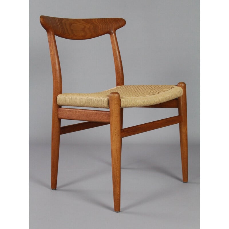 Set of 4 vintage solid oakwood dinning chairs model W2 by Hans J Wegner for Cm Madsen, Denmark 1950