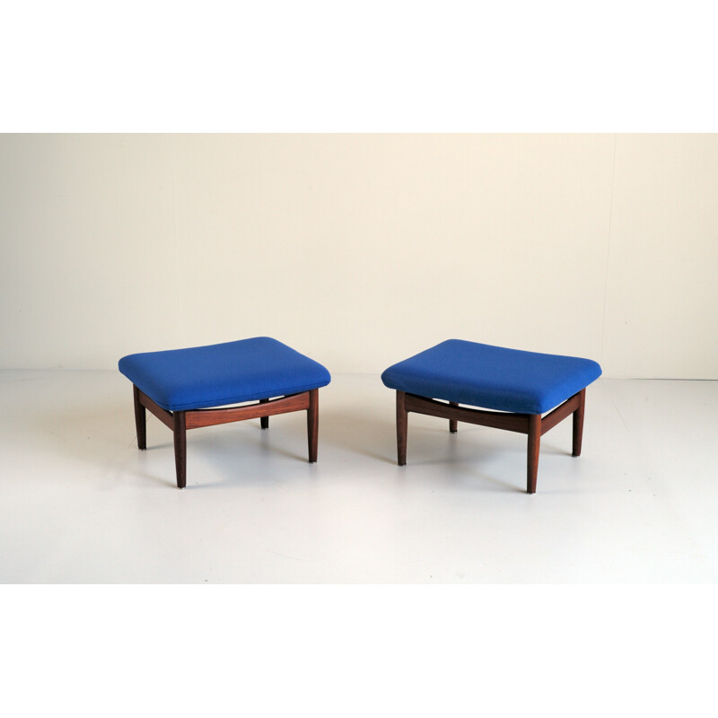 Pair of FD 137 stools, Japan Series by Finn Juhl - 1950s