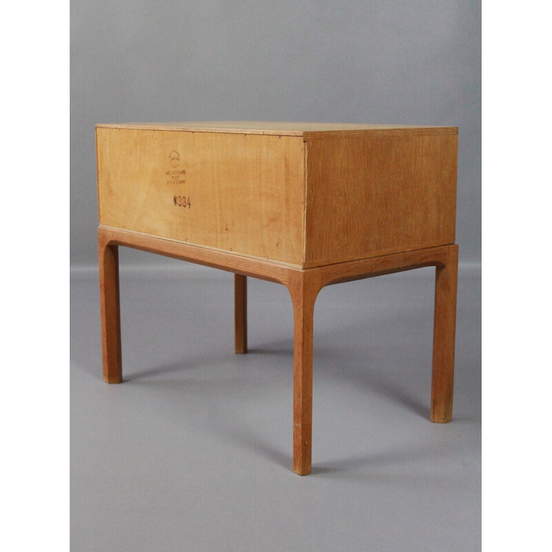 Commode vintage en bois de chêne modèle "384" par Aksel Kjersgaard pour Aksel Kjersgaard, Danemark 1960