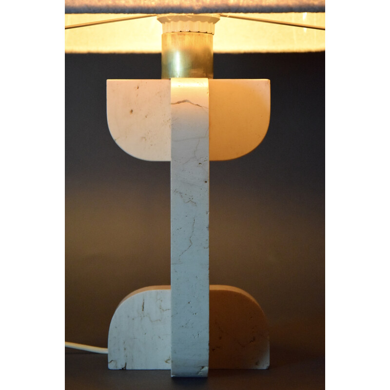 Lampe de table vintage en travertin avec abat-jour en bouclé blanc, Italie