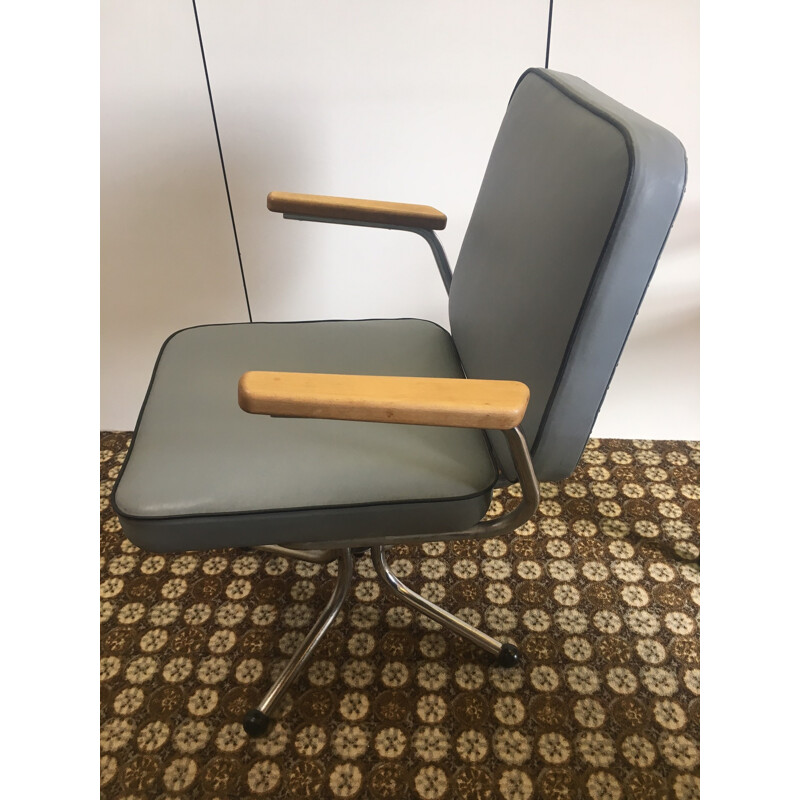 Vintage swiveling office chair - 1960s