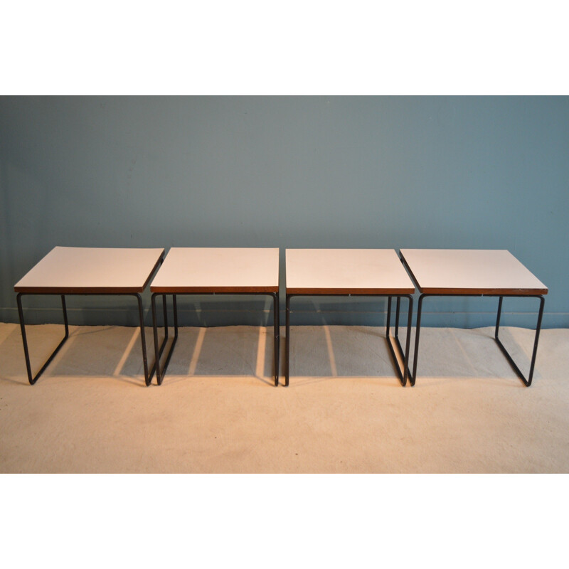 Paire de tables Volantes par Pierre Guariche pour Steiner - 1950