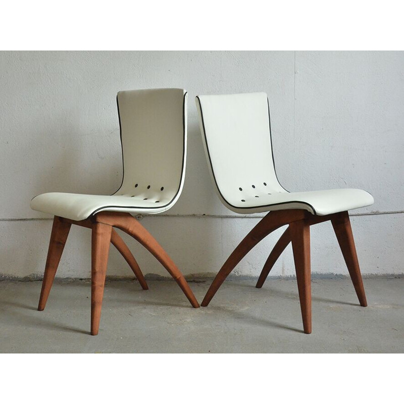 Ensemble de 4 chaises pivotantes blanches par Van Os - 1950