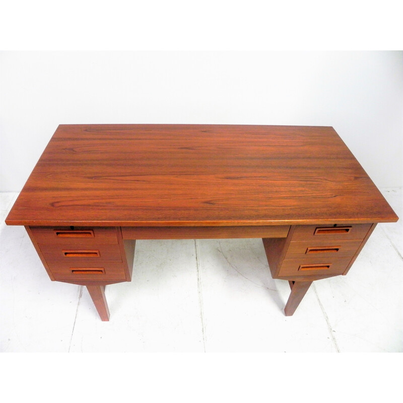 Scandinavian teak desk - 1960s