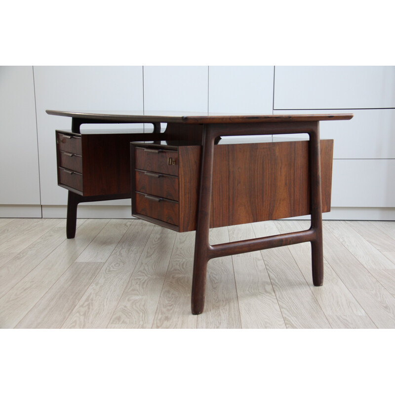 Vintage desk in rosewood, Model 75, designed by Gunni Omann for Oman Junn (Denmark) - 1950s