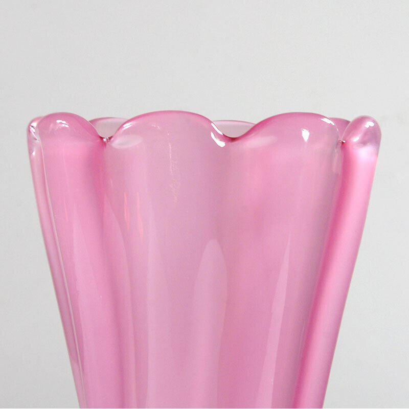 Vintage pink Alabastro vase by Archimede Seguso for Barovier and Toso, 1960s