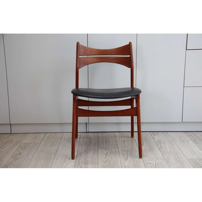 Mid century chair in teak - Model 310 - by Erik Buch for Christiansen Mobelfabrik - 1960s