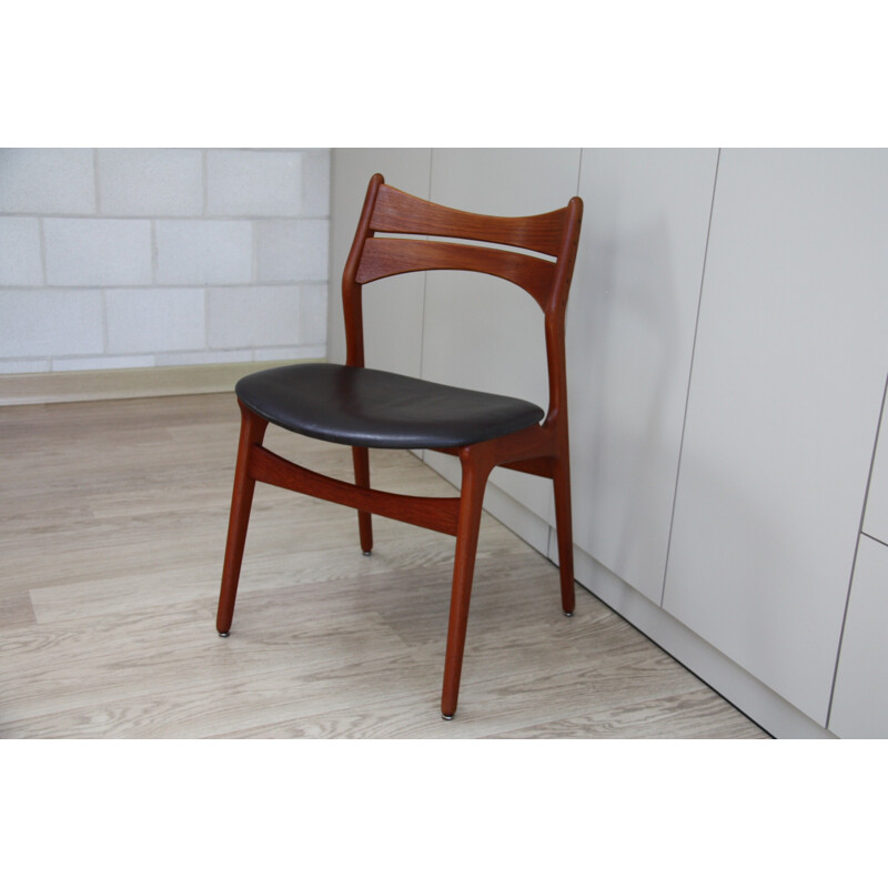 Mid century chair in teak - Model 310 - by Erik Buch for Christiansen Mobelfabrik - 1960s
