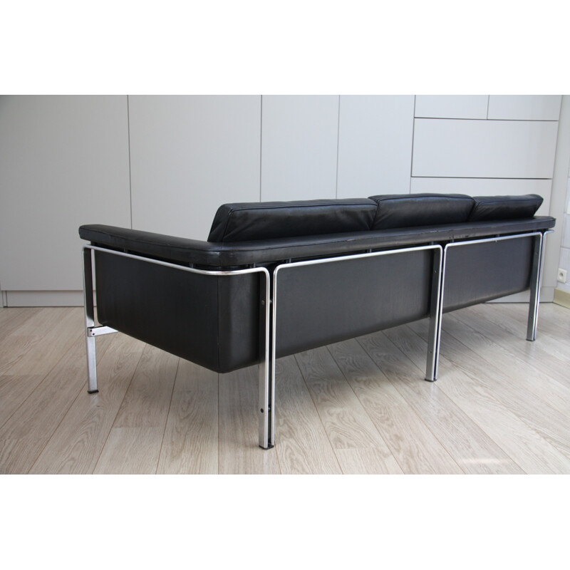 Model 6913 3-seater sofa in black leather by Hort Brüning for Kill International - 1960s