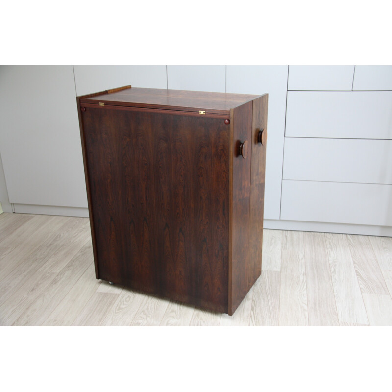 Dry "Bar in a box" in rosewood by Erik Buch for Dyrlund - 1960s