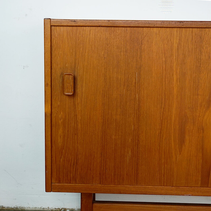 Vintage teakhouten schuifdeur credenza van Nils Johnsson voor Troeds, Zweden 1960