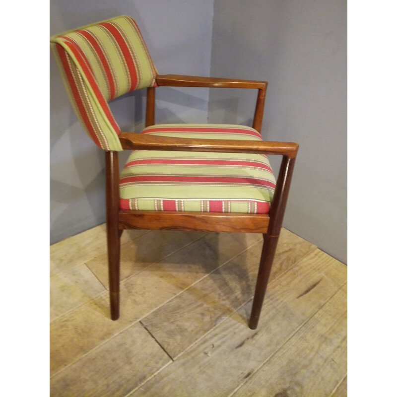 Rosewood armchair with tapered feet - 1960s