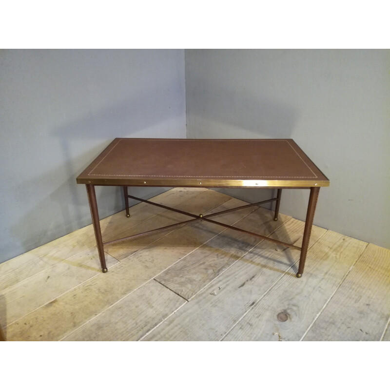 Table basse gainée en cuir et laiton - 1950
