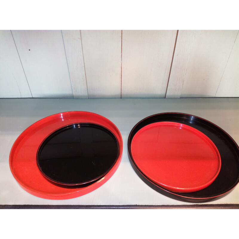 Red and black lacquered trays - 1960s