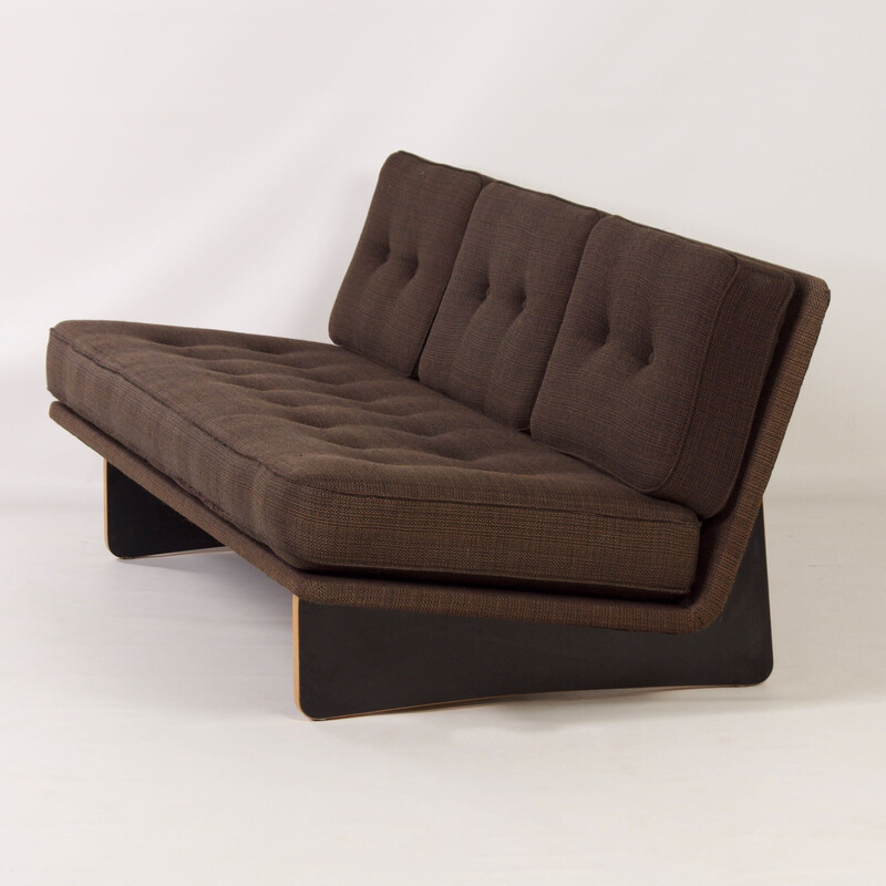 Vintage brown three-seater sofa model 671 by Kho Liang Ie for Artifort, 1970s