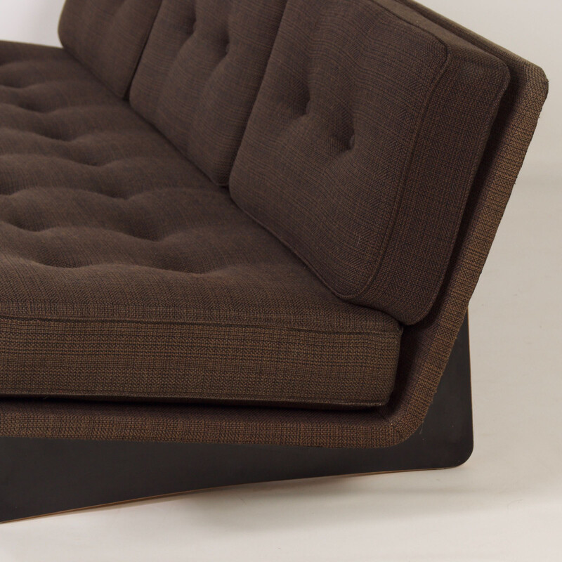 Vintage brown three-seater sofa model 671 by Kho Liang Ie for Artifort, 1970s