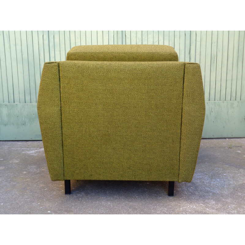 Fauteuil en tissu vert et pieds en métal - 1950