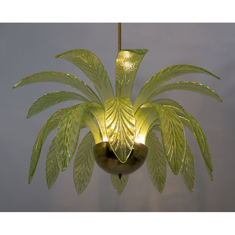 Mid-century Palm leaves chandelier in Murano glass and brass, 1970s