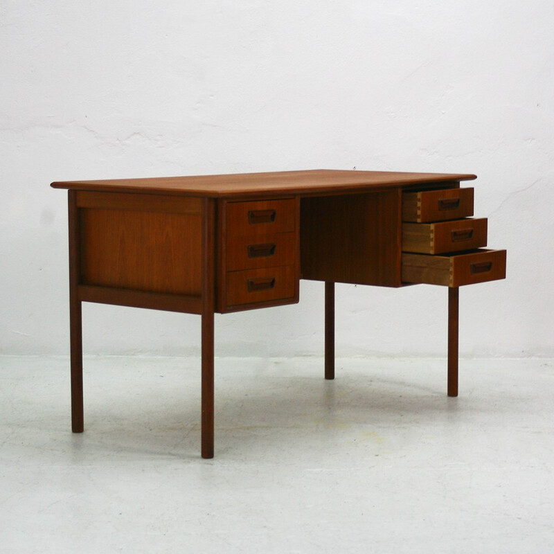 Mid-Century teak desk, G.N. Tibergaard - 1960s