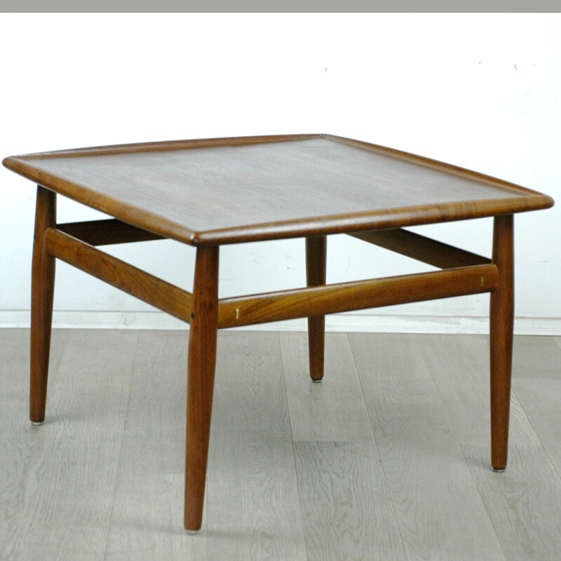 Scandinavian teak coffee table by Grete Jalk - 1960s