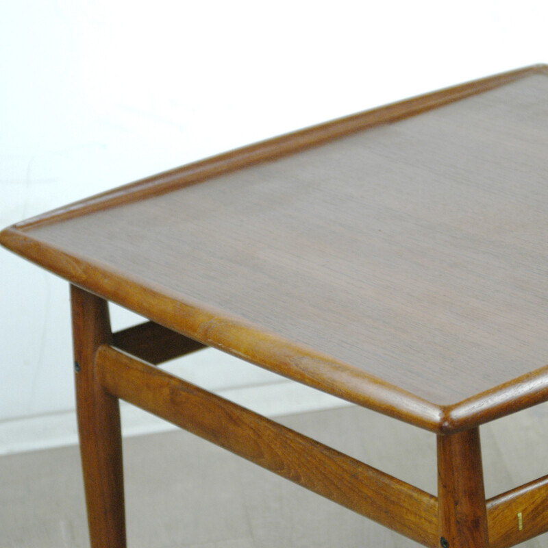 Scandinavian teak coffee table by Grete Jalk - 1960s