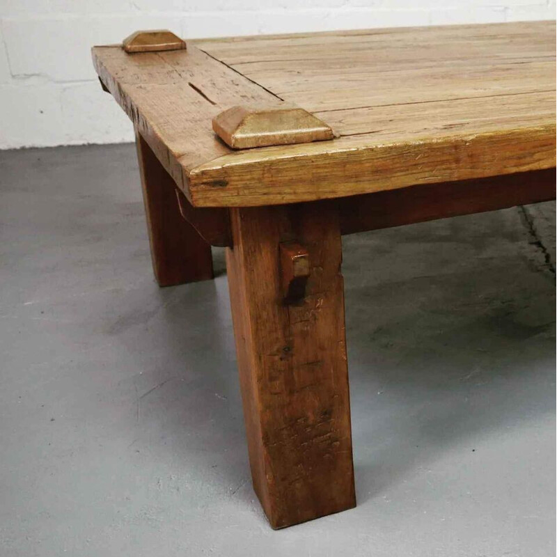 Table basse vintage brutaliste Wabi-Sabi en bois de chêne massif