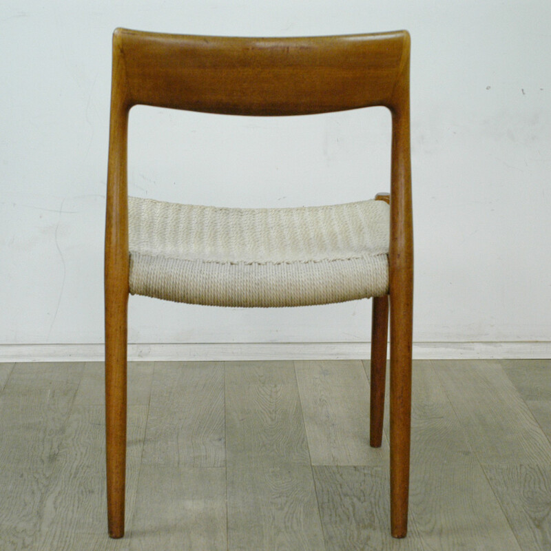 Möller Mod. 77 Teak Chair - 1960s