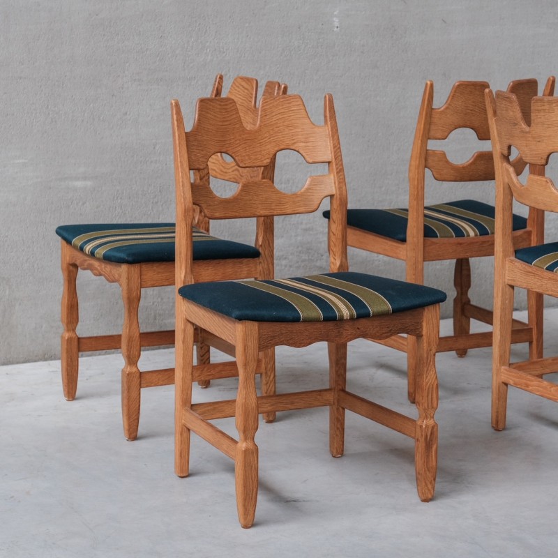 Ensemble de 4 chaises vintage en chêne "Razor" par Henning Kjaernulf, Danemark 1960