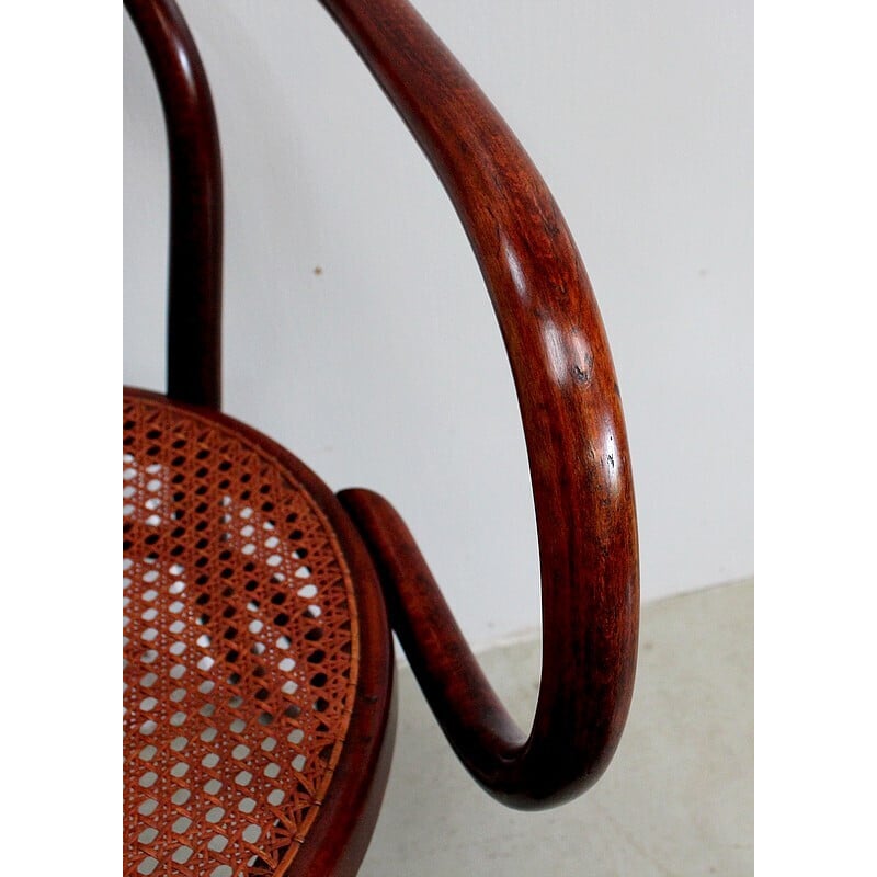 Poltrona vintage in legno curvato "Le Corbusier", 1920