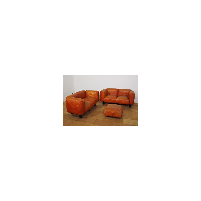 Vintage Marius and Marius living room set in orange leather by Mario Marenco for Arflex, 1970s