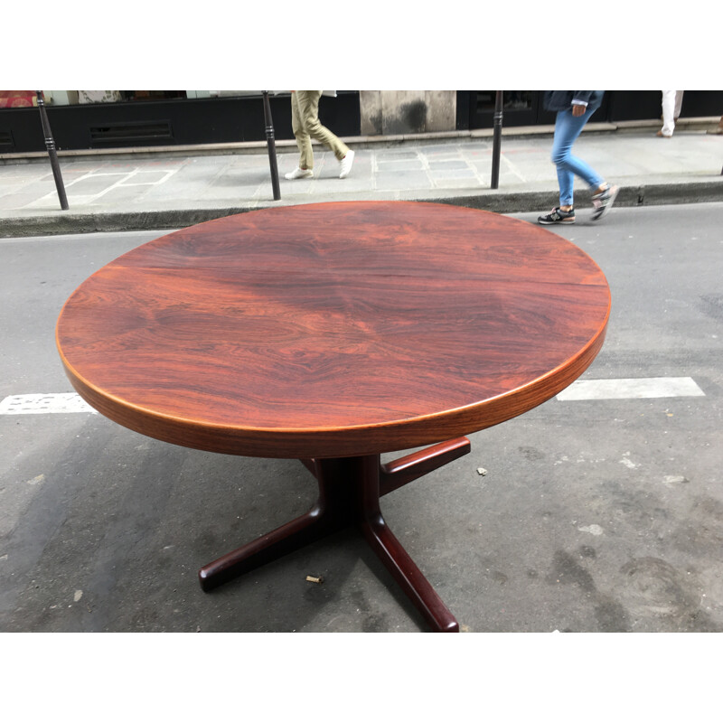 Extendable round dining table in rosewood and mahogany - 1960s