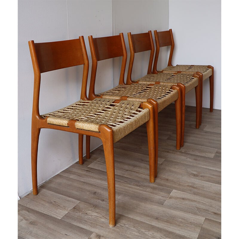 Lot de 4 chaises vintage par Consorzio Sedie Friuli, Italie 1960