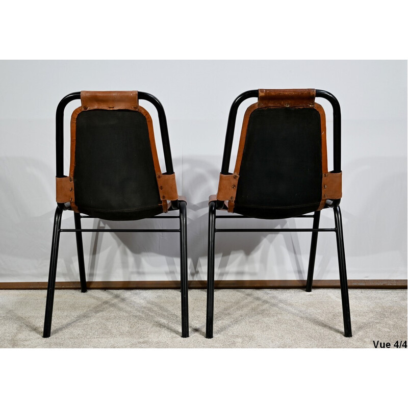 Coppia di sedie vintage in metallo e pelle, selezionate da C. Perriand per Les Arcs, 1960. Perriand per Les Arcs, 1960