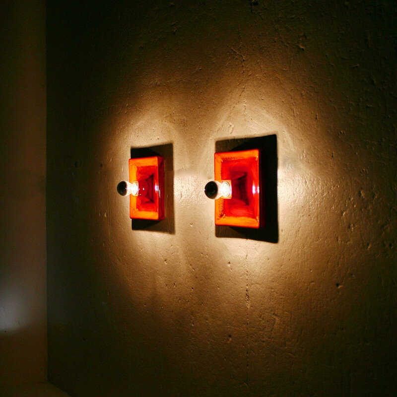 Red wall lamp in ceramics - 1970s