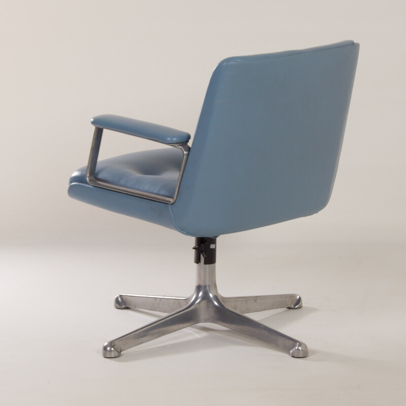 Vintage office armchair 125 serie by Osvaldo Borsani for Tecno, 1960s