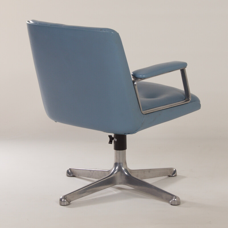 Vintage office armchair 125 serie by Osvaldo Borsani for Tecno, 1960s