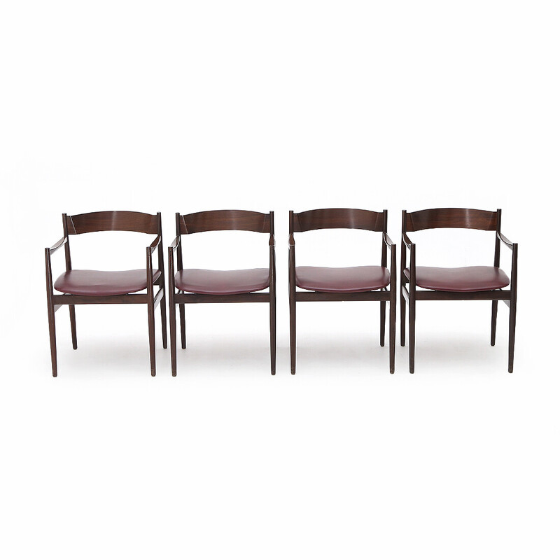 Set of 4 vintage “107p” chairs with armrests by Gianfranco Frattini for Cassina, 1960s