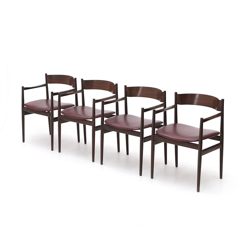 Set of 4 vintage “107p” chairs with armrests by Gianfranco Frattini for Cassina, 1960s