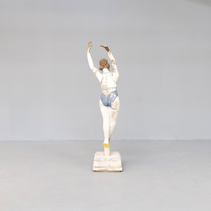 Vintage ballerina statue in concrete, 1970