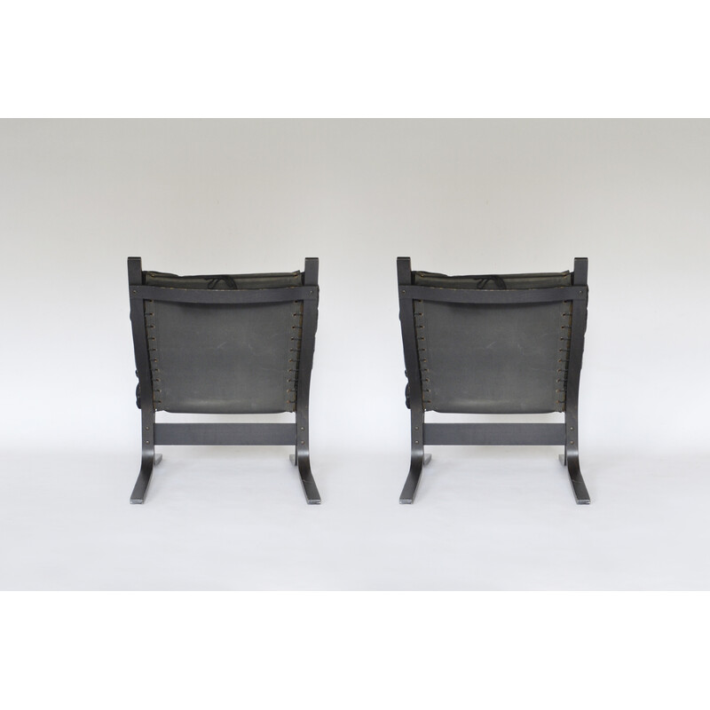 Paire de fauteuils Siesta vintage en cuir noir par Ingmar Relling pour Westnofa, Norvège 1960