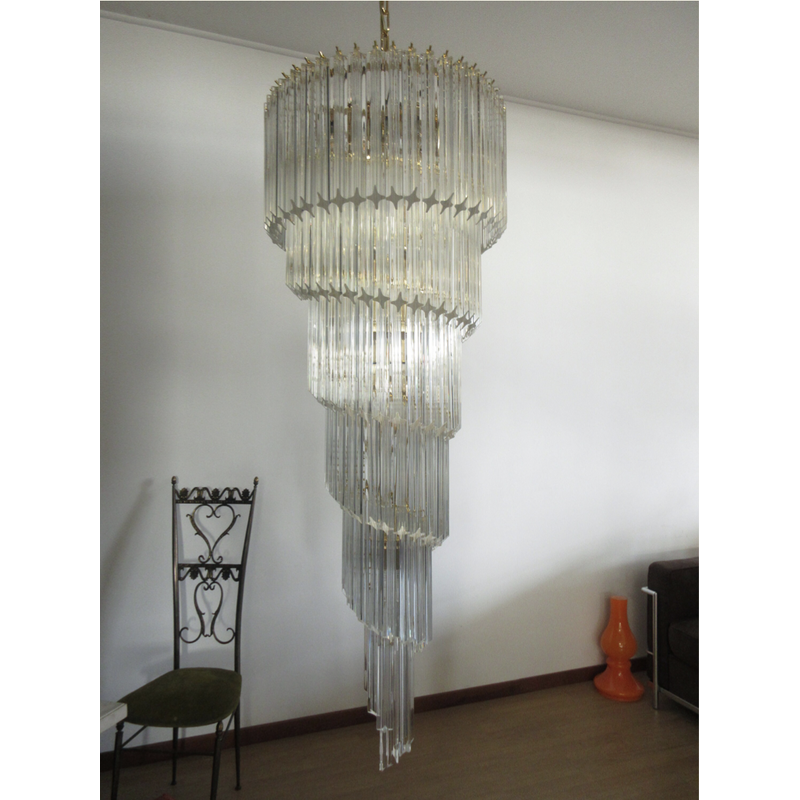 Vintage Italian chandelier in Murano glass