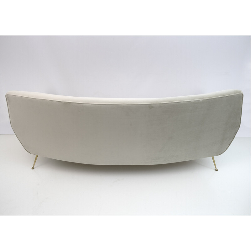 Mid-century Italian velvet curved sofa by Gigi Radice for Minotti, 1950s