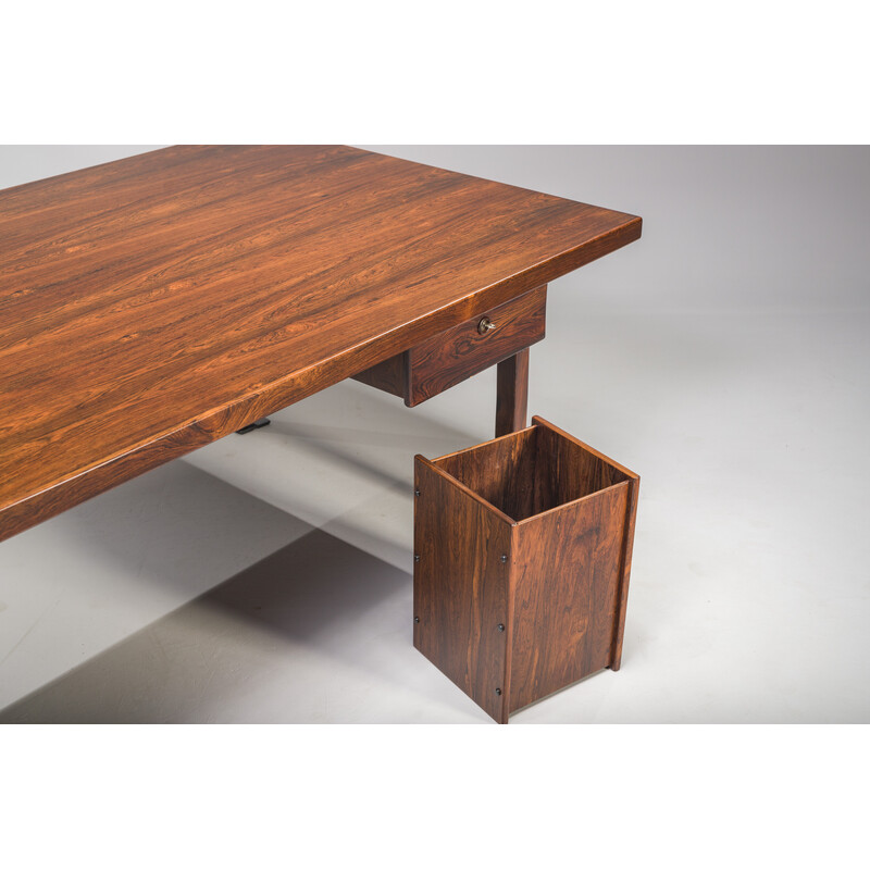 Vintage jacaranda Itamaraty desk by Sergio Rodrigues for Oca, Brazil 1960s